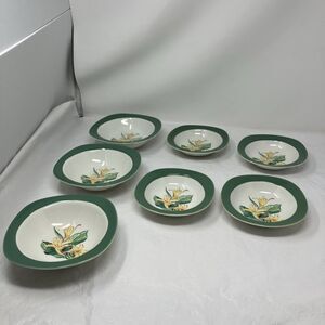 Taylor Smith Taylor Conversation Day Lily Bowls Lot Of 4 Berry Desert & 3 Cereal